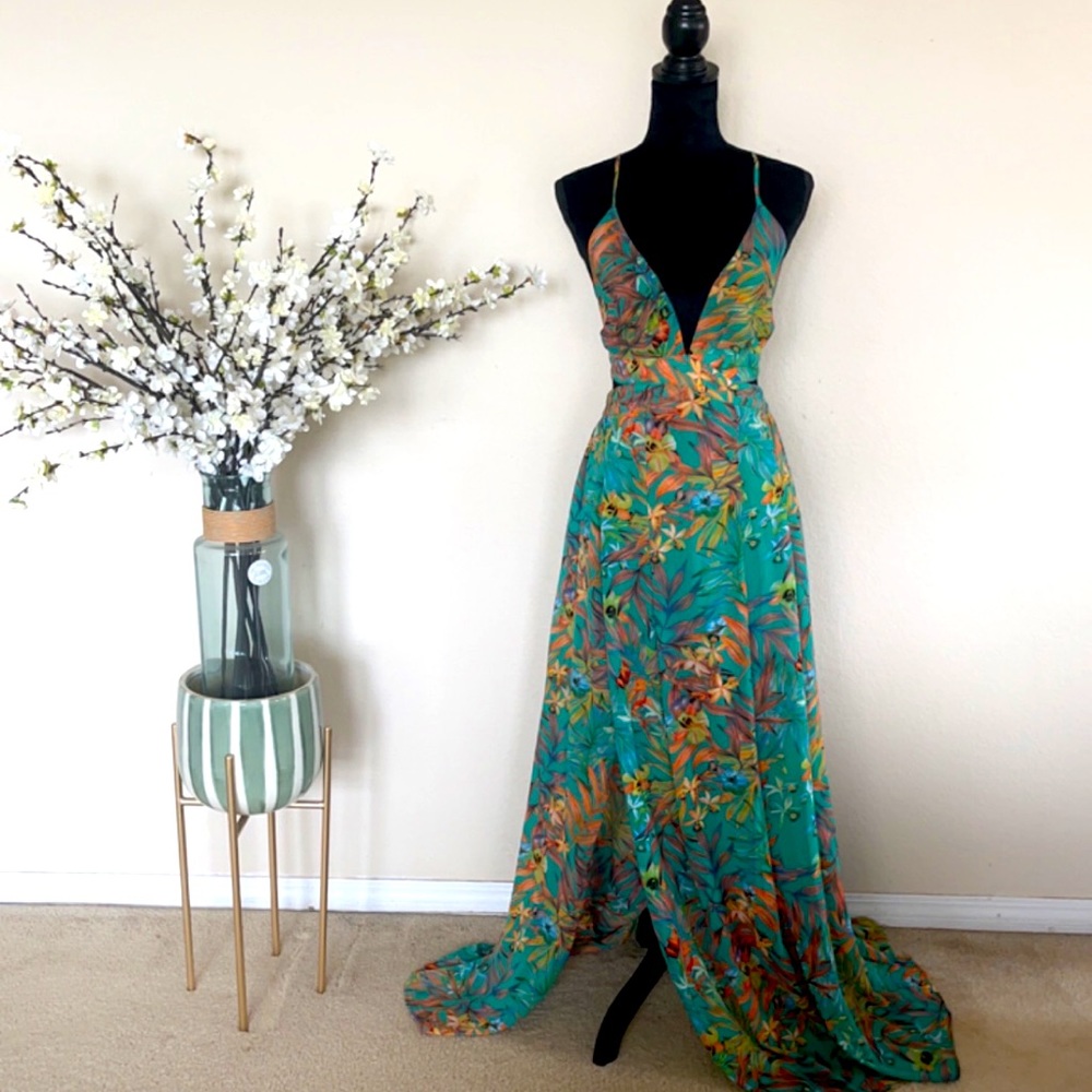 Plunging Neck Crisscross Tie Back Split Tropical Print Maxi Dress - Large